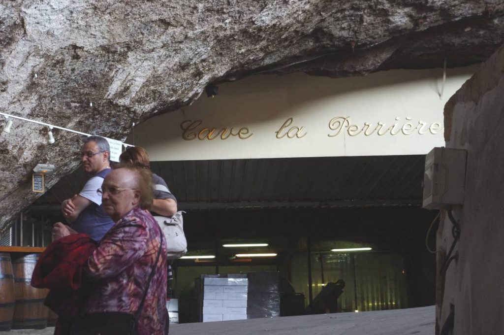 Intérieur de la cave de la Perrière