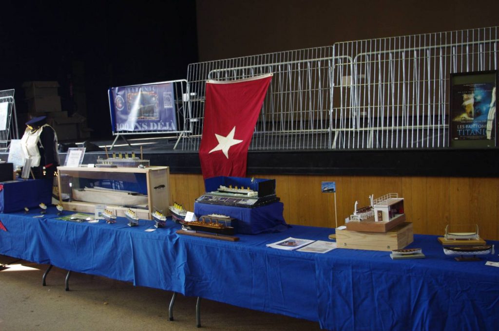 Le stand de l'A.F.T. sous un autre angle.
