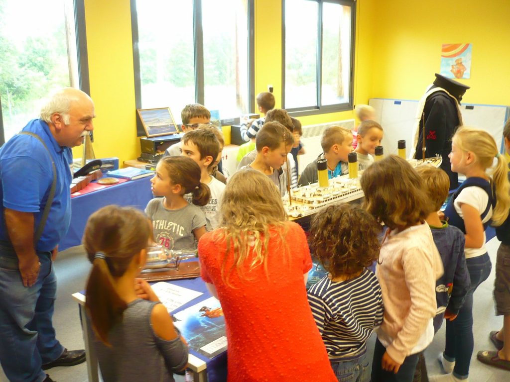 Image de l'exposition Titanic à l'école.