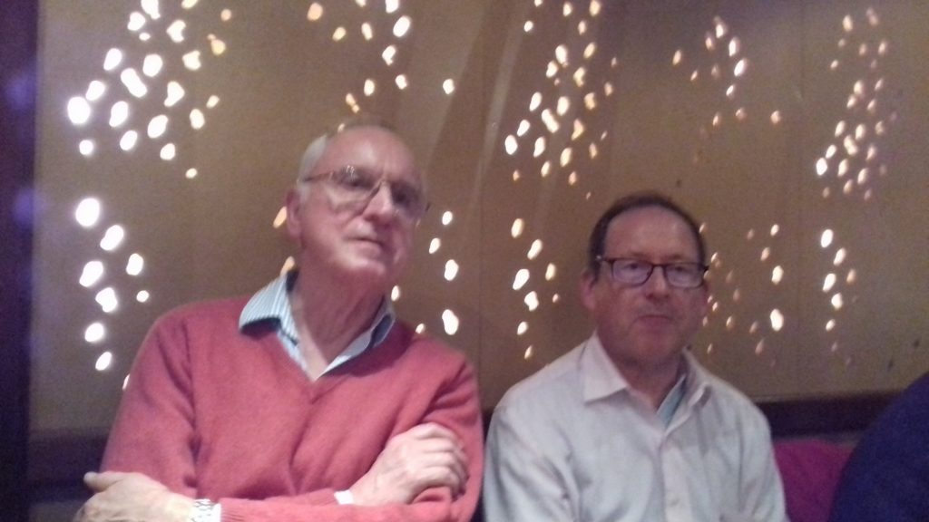 Samedi soir à la brasserie "Le Commerce"