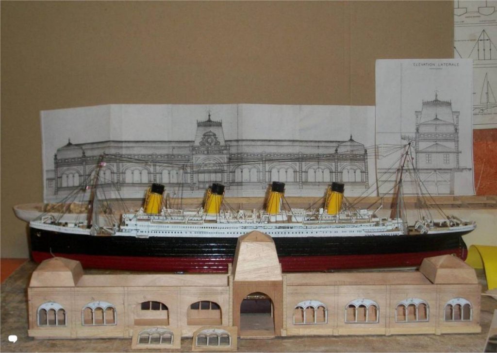 Ossature de la maquette de la gare maritime.
