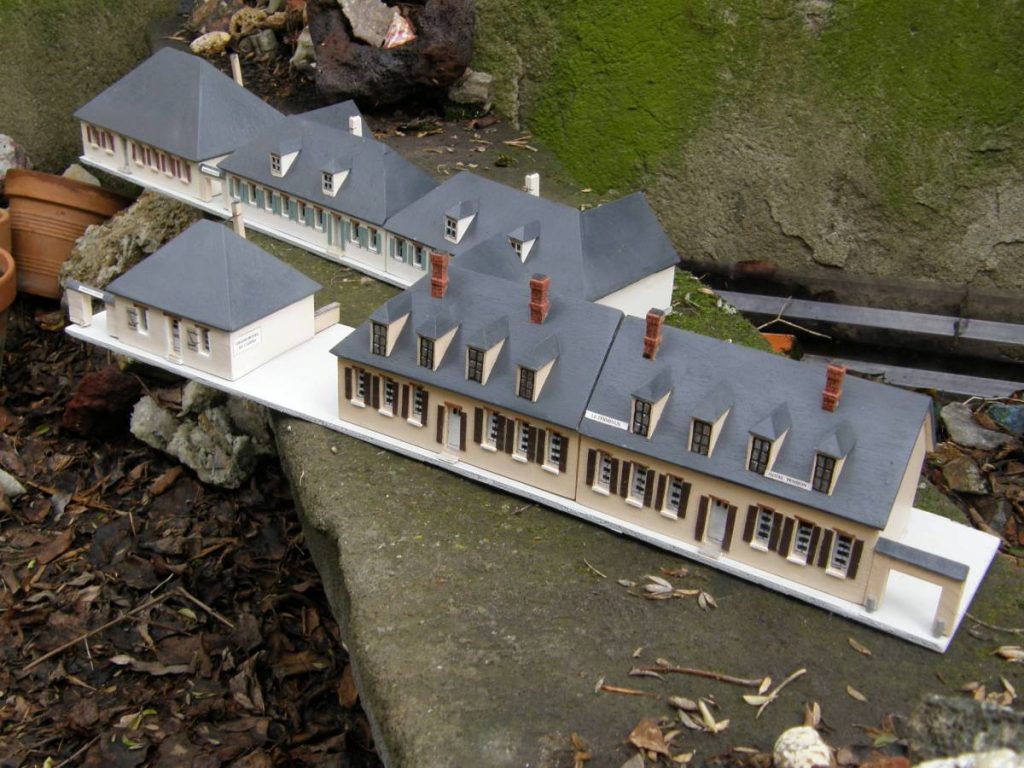 Finitions sur la maquette de la gare maritime