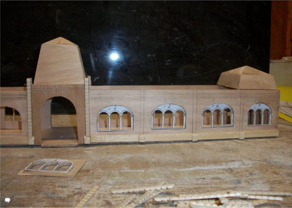 Ossature de la maquette de la gare maritime.