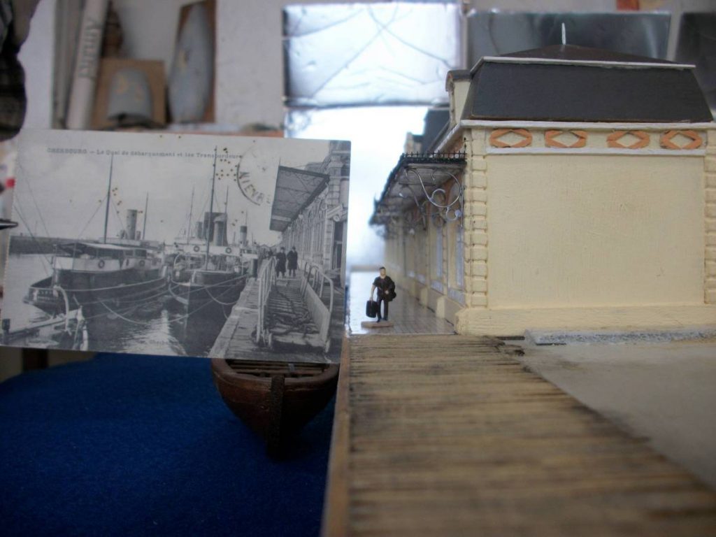 Finitions sur la maquette de la gare maritime