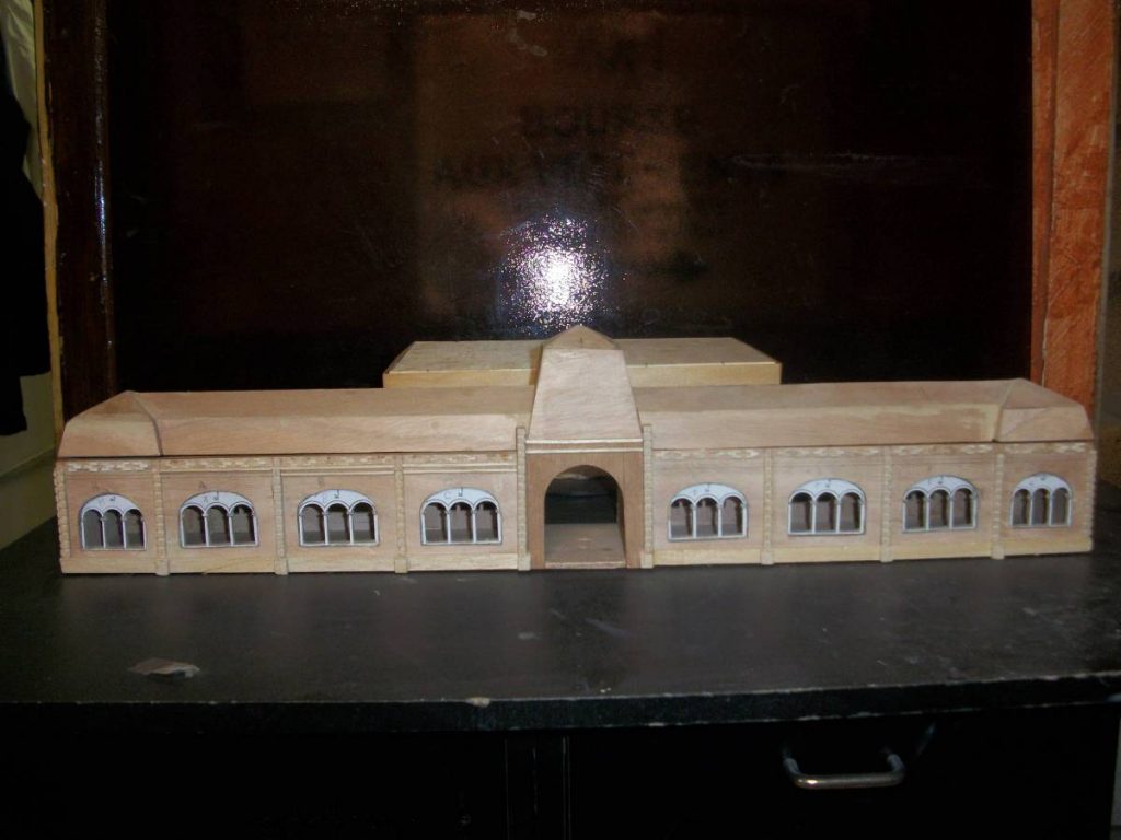 Ossature de la maquette de la gare maritime.