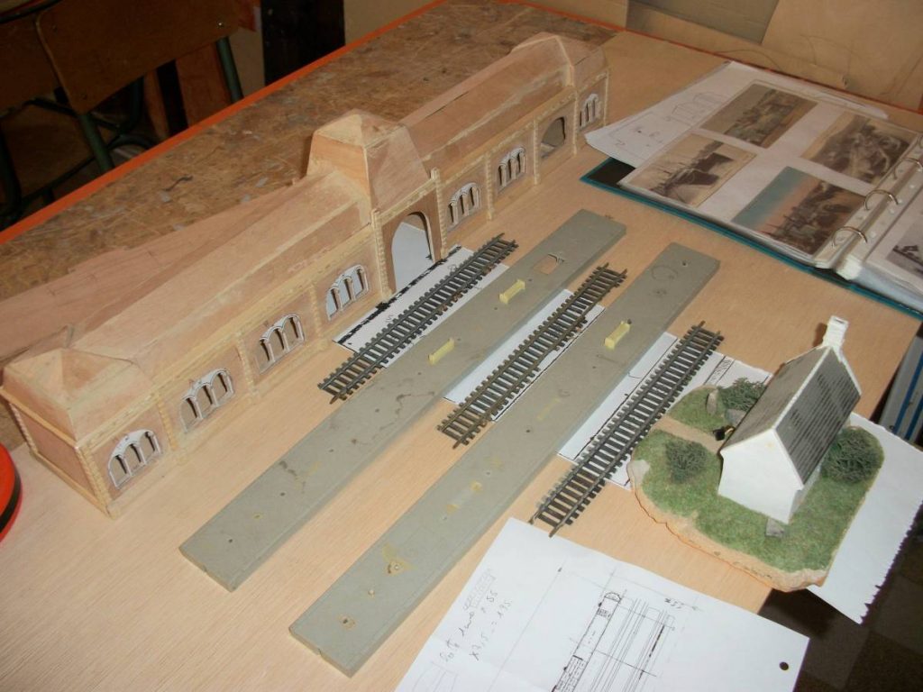 Ossature de la maquette de la gare maritime.