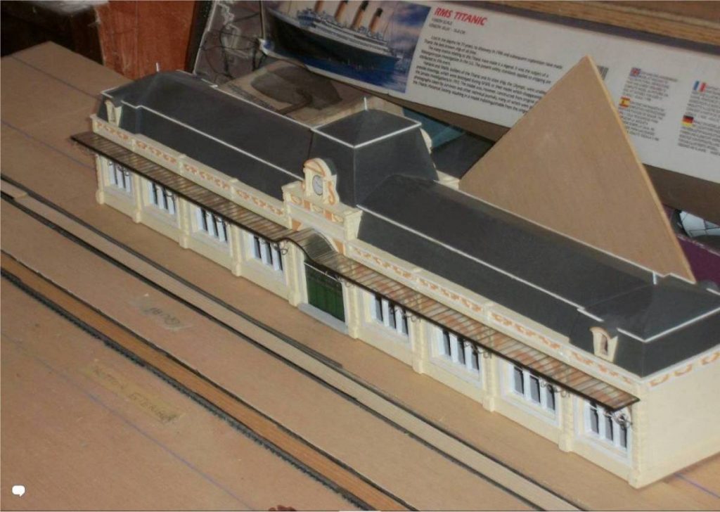 Avancée de la maquette de la gare