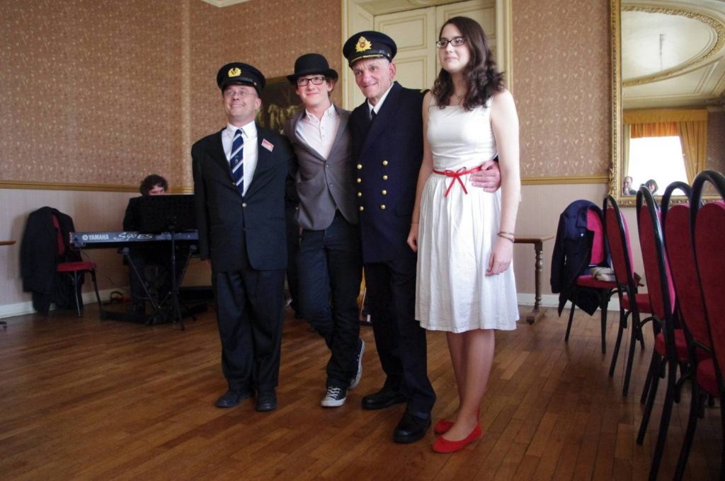 Robert, Charles-Hugo, Christian et Lucie-Charlotte