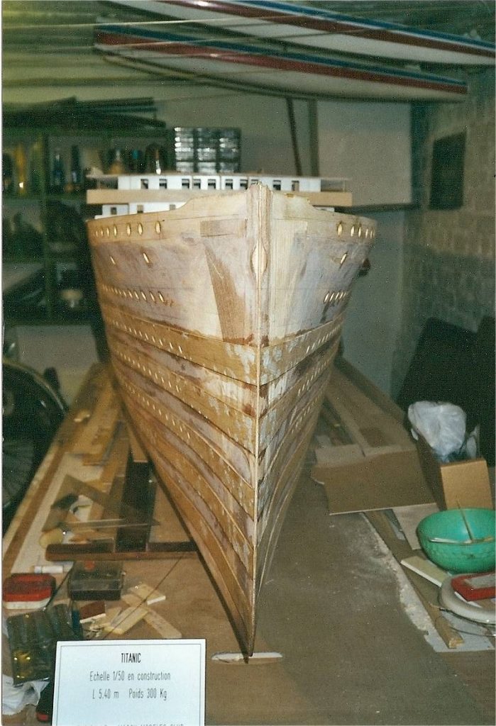 Début de la construction de la maquette du Titanic