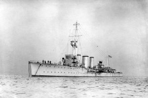 Lire la suite à propos de l’article Le croiseur léger HMS Caroline