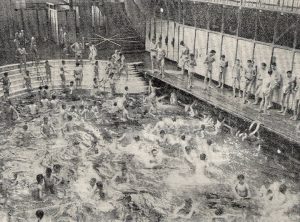 Lire la suite à propos de l’article Nager en 1912