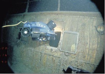 Lire la suite à propos de l’article Expédition 2004 : retour à bord du Titanic